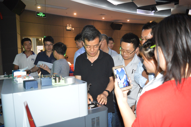 直读光谱仪专家现场解疑 直读光谱仪专家现场解疑