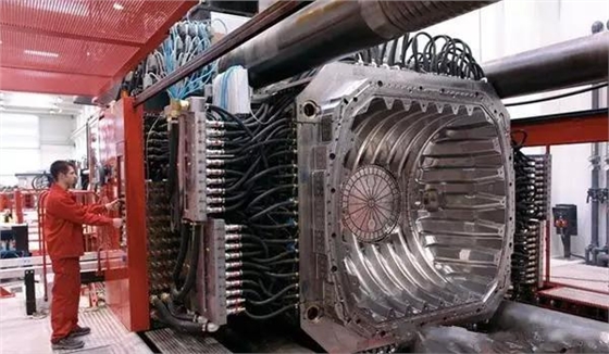 世界最大的注塑模具 世界最大的注塑模具