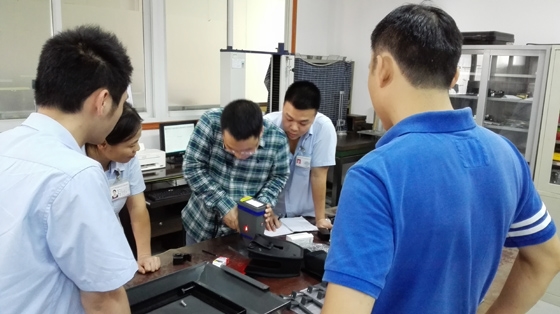 斯派克手持式光谱分析仪