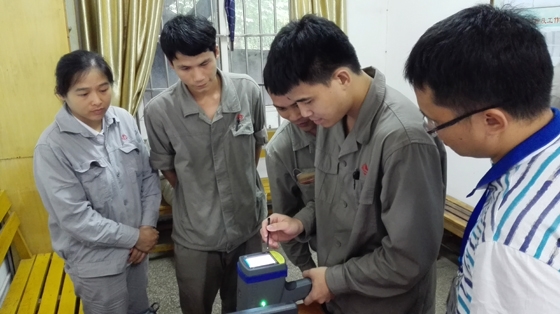 手持式合金分析仪