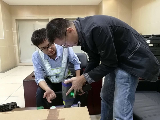 手持式分析仪