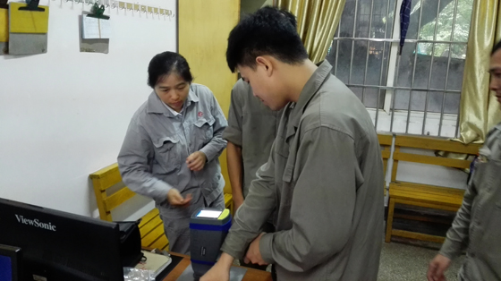 手持式合金光谱仪